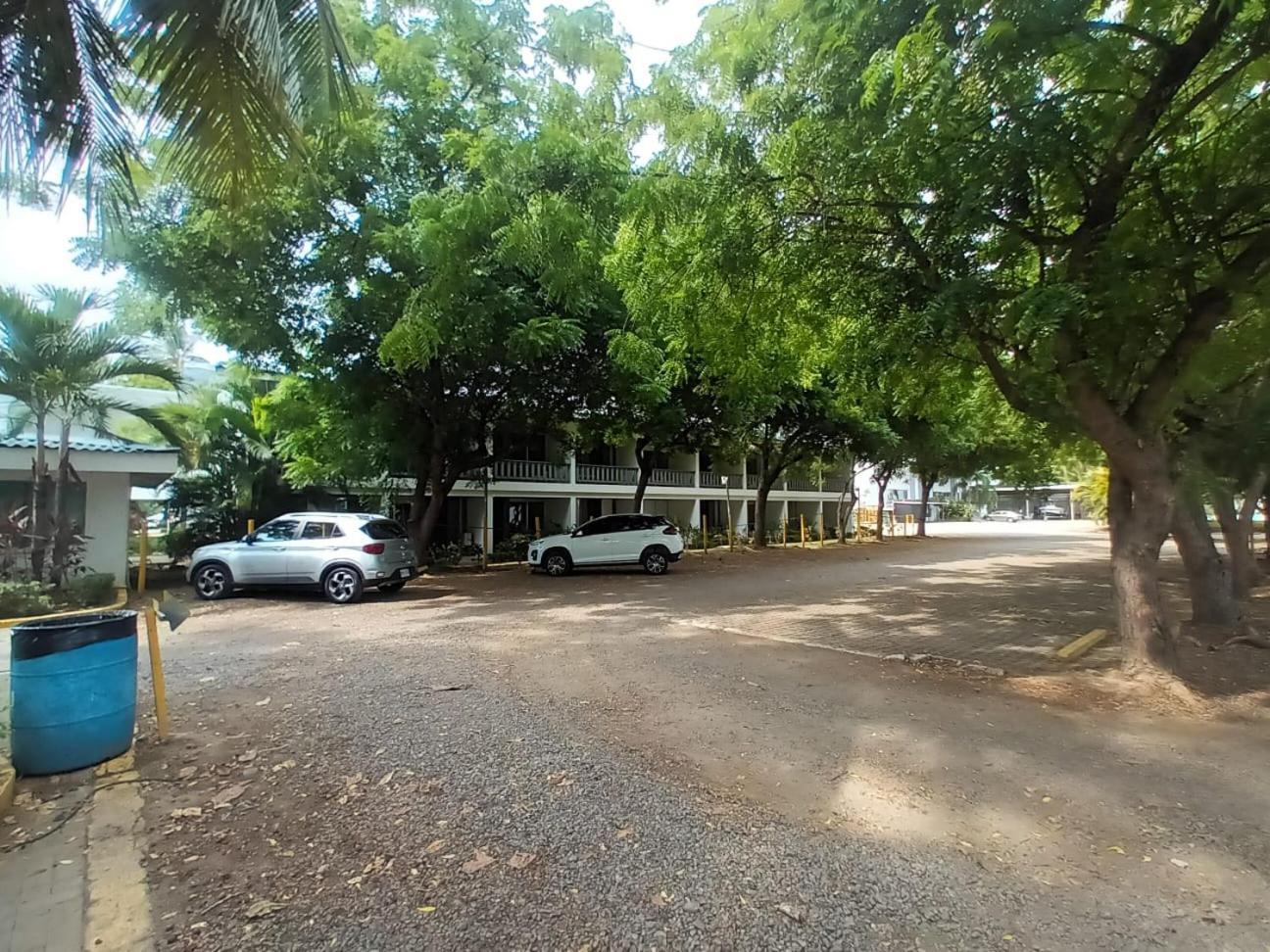 Puerto Azul Hotel Puntarenas Exterior photo